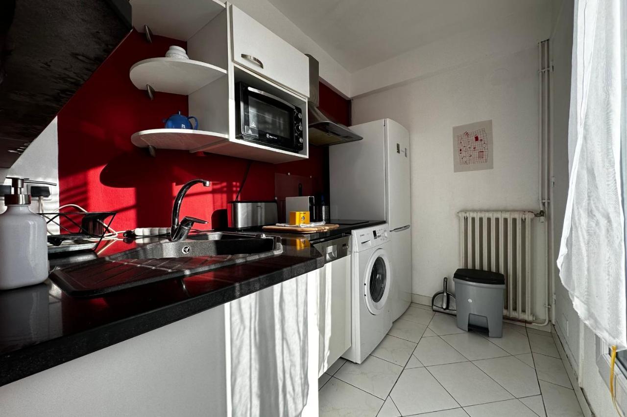 Beautiful Apartment With Terrace - Loire View トゥール エクステリア 写真